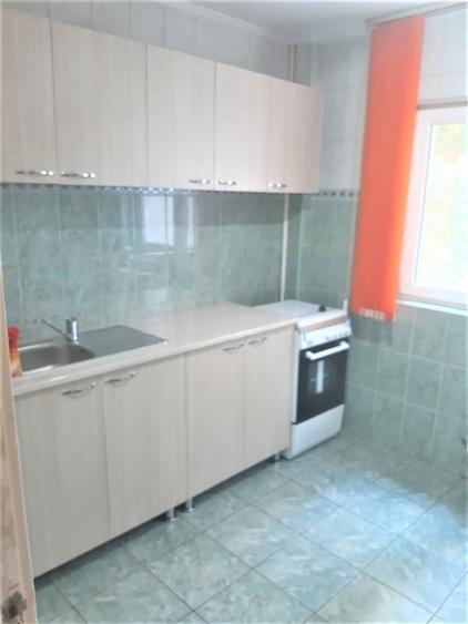 Apartament cu 2 camere decomandat în Drumul Taberei