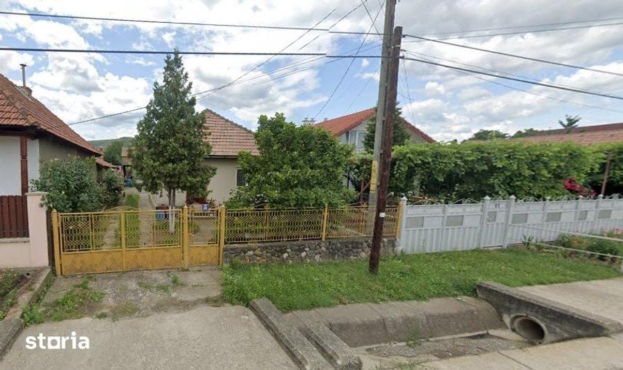Casă cu 4 camere cu Teren 525 Mp în Pârgărești