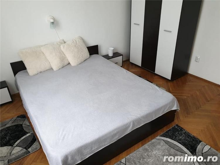 Apartament cu 4 camere decomandat în Aradului