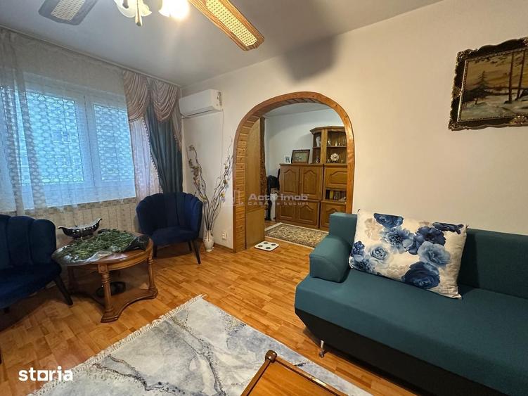 Apartament cu 2 camere decomandat în Central