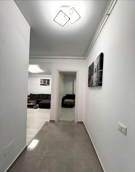 Apartament cu 2 camere semidecomandat în Chiajna