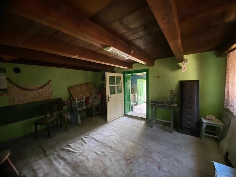 Casă cu 3 camere cu Teren 2350 Mp în Viștea