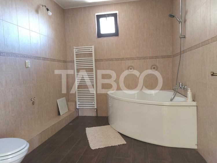 Casa 200 mpu 4 camere curte si gradina zona linistita Talmaciu - 11