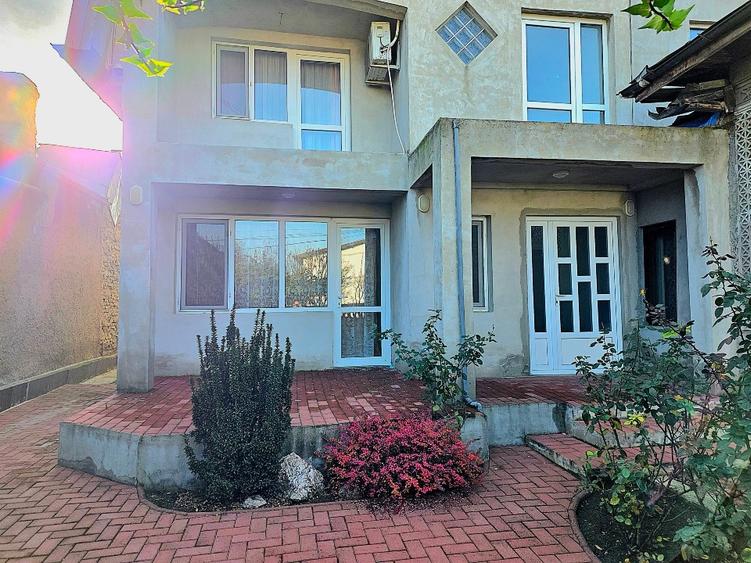 Casă spațioasă P+1+pod cu dublu acces – Str. Plevnei, Giurgiu - 1