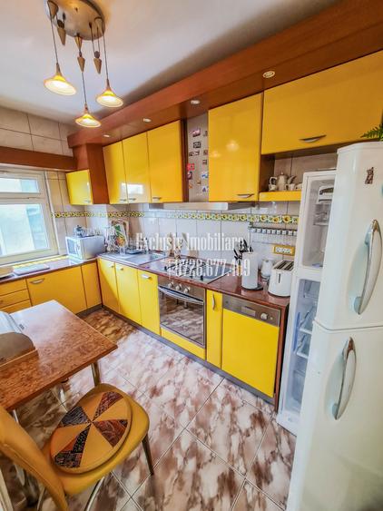 AP 100 mp cu Parcare! 4 cam transformat in 3 cam -3 AC, 3 balcoane- termen lung - 23