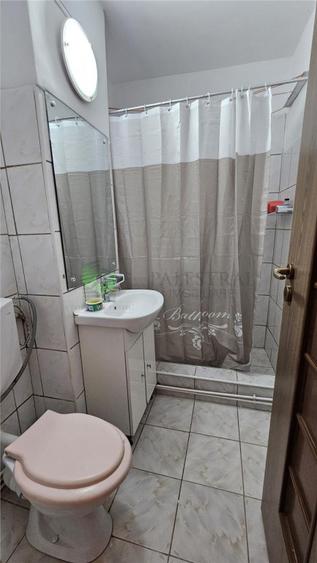 Apartament 3 camere Vlahuta,mobilat-utilat,loc parcare,400 E - 4