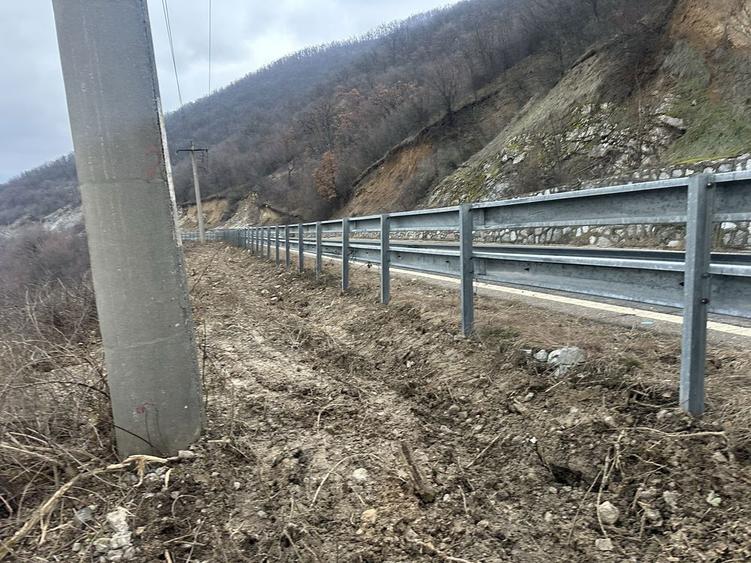 Teren Svinita Clisura Dunarii - 4