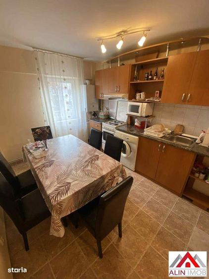 Ap.2 camere,Carpati 2 - 6