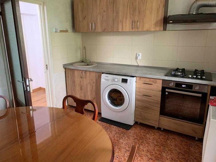 Inchiriez apartament 3 camere decomandat, Tiglina 2, mobilat/utilat complet - 2