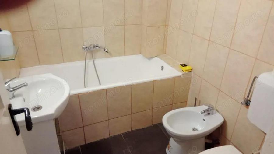 Casa cu 2 camere, suprafata de 70 mp, in zona Grivitei - 12