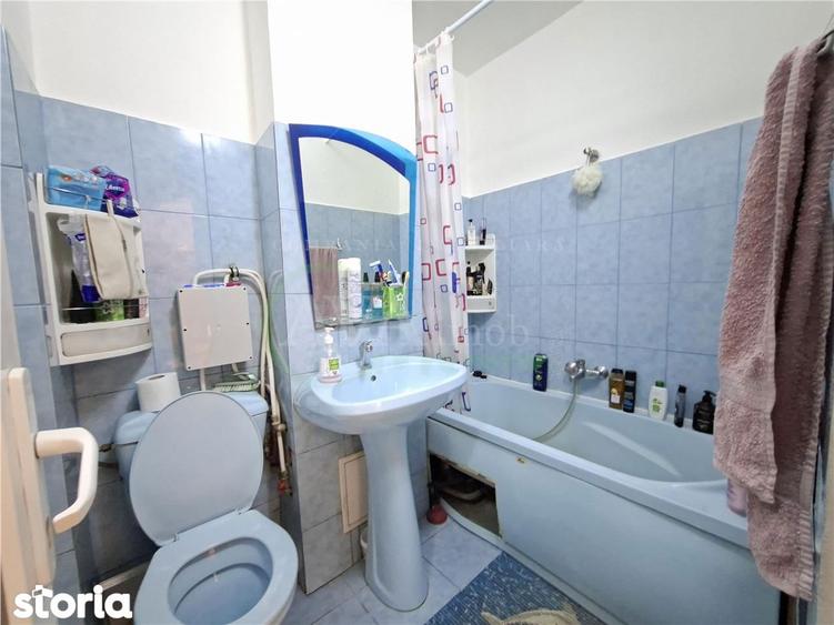 Apartament 2 camere, semidecomandat, etaj 1, zona Orizont - 4