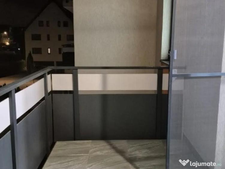 Garsoniera zona Coresi - 3