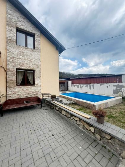 Casa de vanzare Eselnita - 1