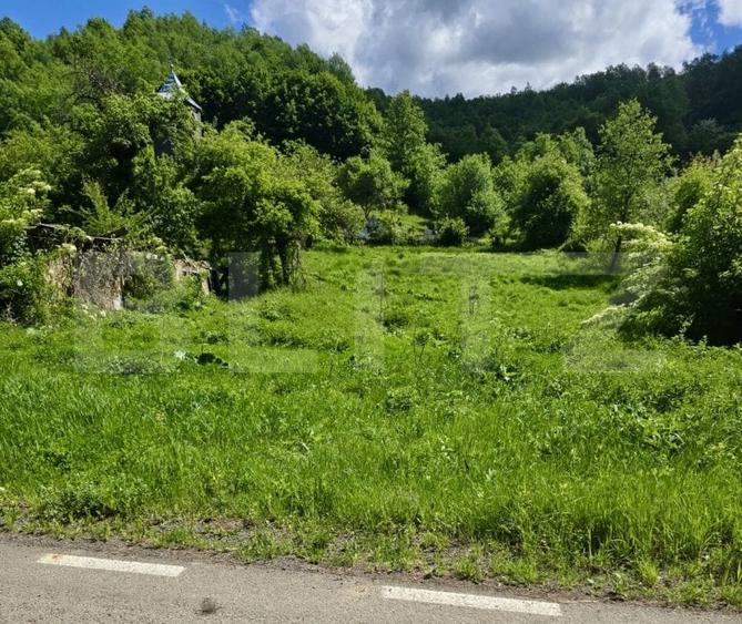 Teren Construcții intravilan de 1609 mp, în Periferie