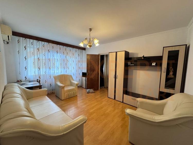 Apartament 3 camere de vanzare, in zona Tomis Nord - Tic Tac - 1