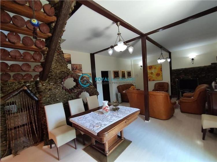 Royal Imobiliare -vanzare vila/ casa de vacanta zona CAMPINA - 35