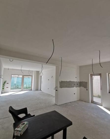 Casa de vanzare Duplex zona Carrfour - 4