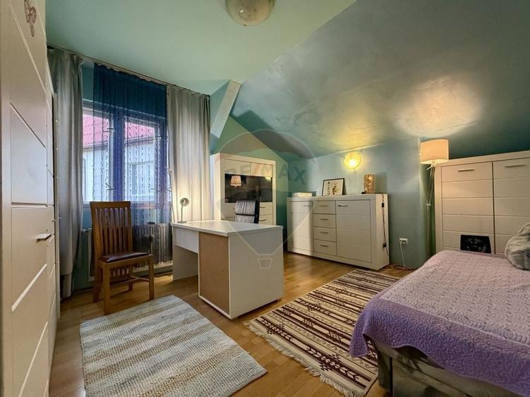 Apartament in vila, Curte comuna cu piscina - Andrei Muresanu - 6