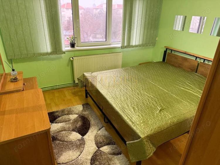 3 camere, zona Lunei-Complexul Studentesc, la 3 minute de facultatea FEAA - 2