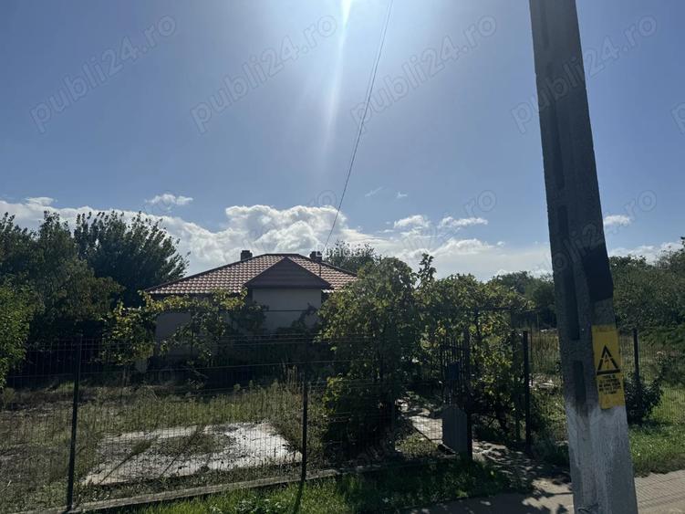 Casa de vanzare Topraisar