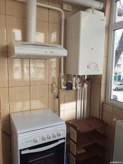 Inch. 2 cam. cf.1 dec. etajul 1, mobilat, utilat asa cum se vede in poze,str. Rosiorilor - Scolilor - 2