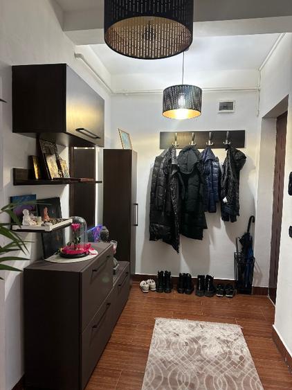 Apartament 2 camere, 54 mp, complet mobilat, 2 balcoane închise, 2 parcări inclu - 8