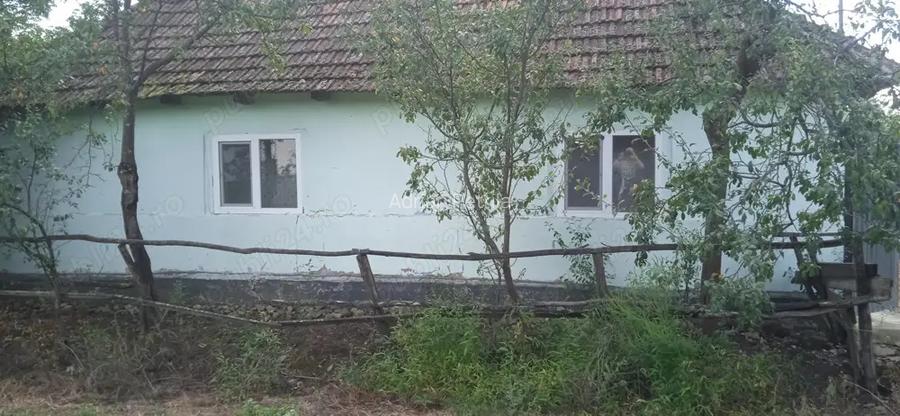 Vand casa la ?ara Vand casa la ?ara