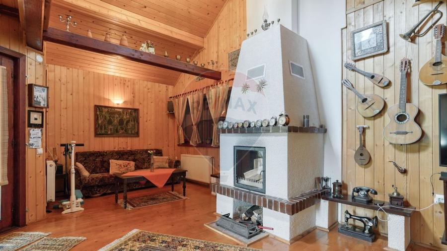 Casa / Vila  de vacanta ideala in satul Drumul Carului, zona Moieciu - 13