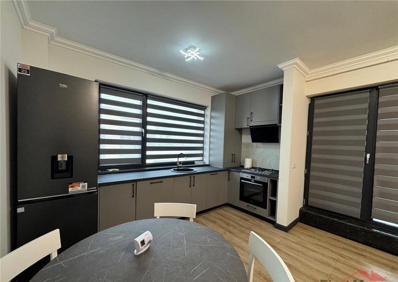 Penthouse 115 mp, terasa 30 mp, parcare boxa, bloc nou - 6