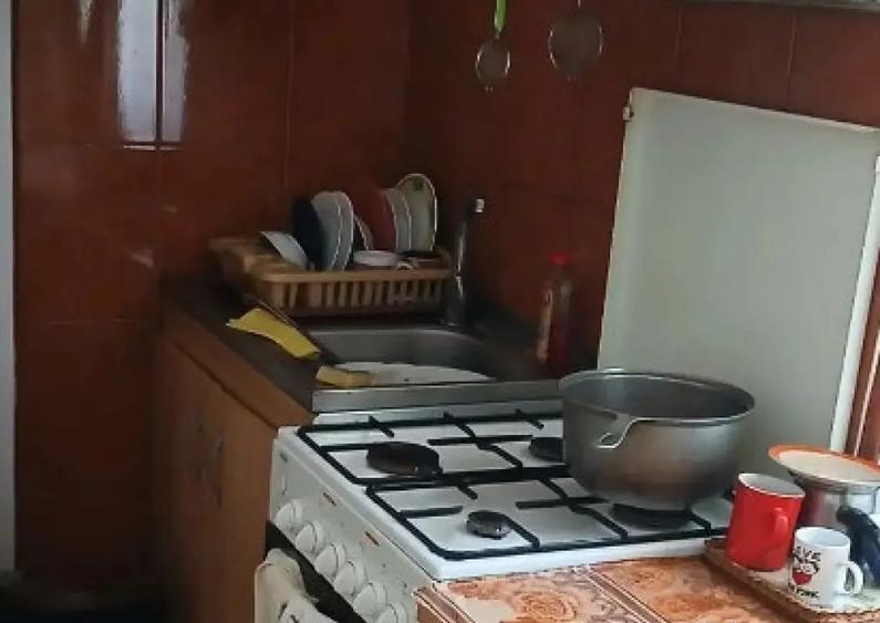 Apartament Cu 3 Camere Semidecomandate - Parter - Zona Areni - 5