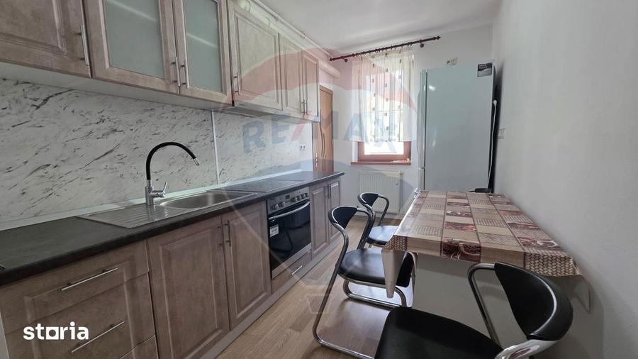 Apartament cu 3 camere de inchiriat Medias, str Cibin - 4