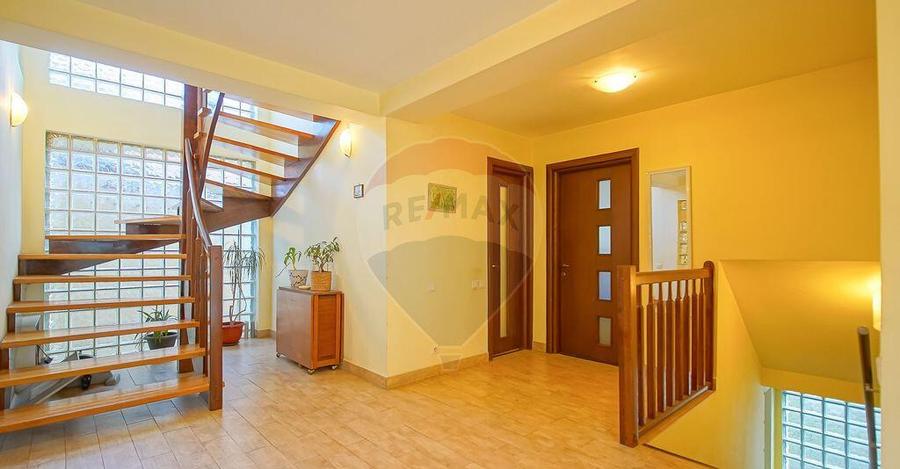 Casa de inchiriat, Schei - 10