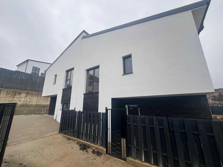 Duplex P+E cu pod locuibil Strada Teilor, Dezmir - 2