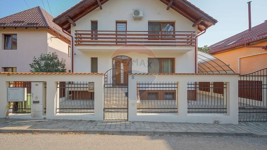 Comision 0 %! Casa de vanzare in zona Noua, Brasov! - 1