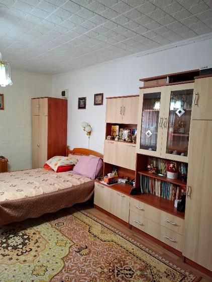 Casă spațioasă in comuna Subcetate, jud. Harghita  - 9