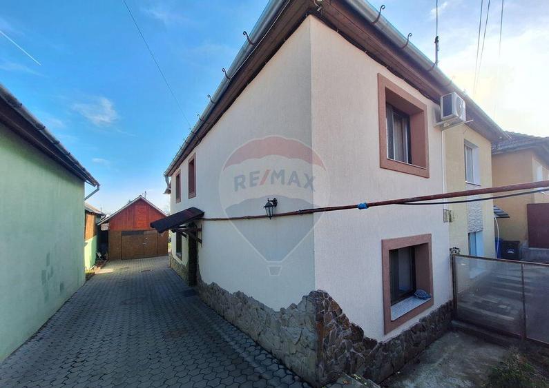 Duplex integral renovat, 3 camere , 2 bai, garaj, 403 mp ... - 12