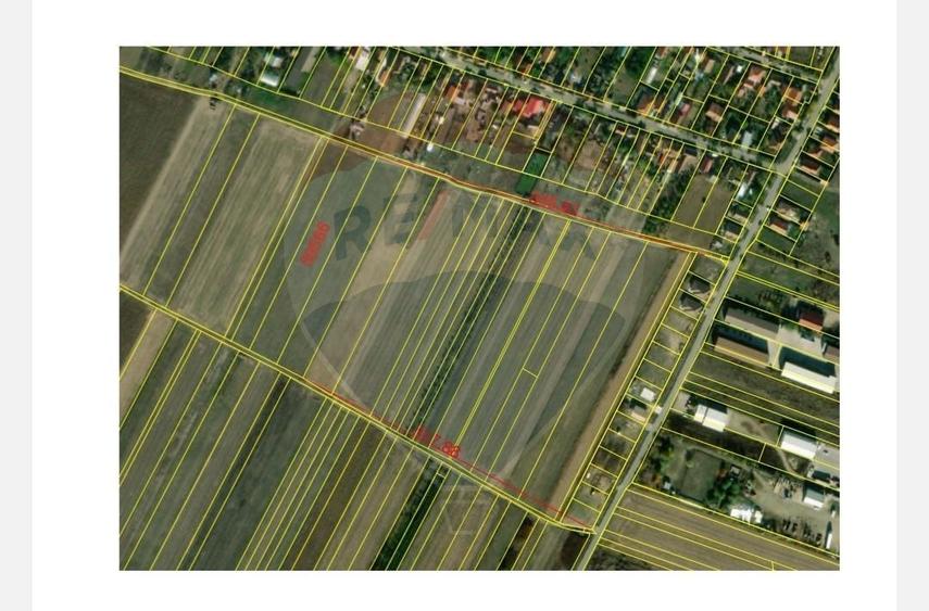 Teren 5,700mp Santion / None - 5