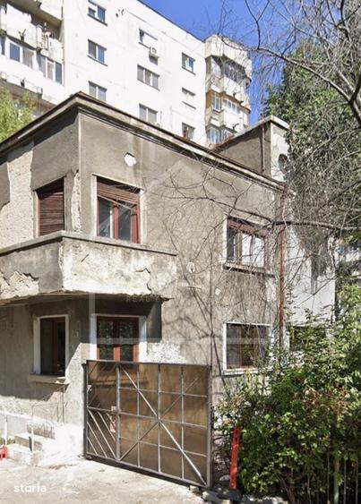 CASA 7 camere | str. Vaporul lui Assan | curte proprie 300mp | - 1
