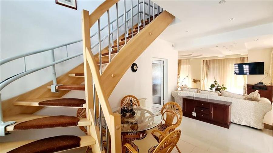 Vila individuala, piscina incalzita , garaj, sauna, zona Fratelia. - 8