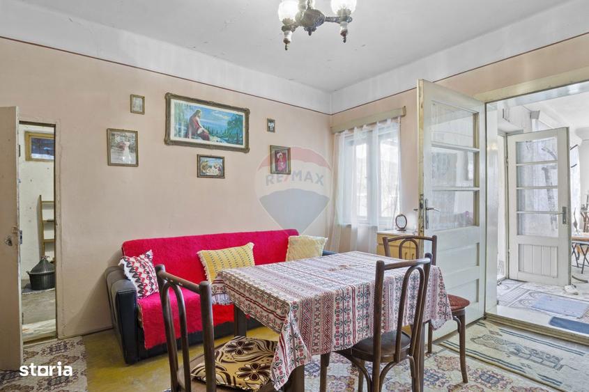 Casa de vanzare, pozitie excelenta, la intrare in Loc. Galsa - 18