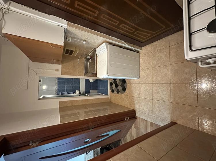 Inchiriez Garsoniera 24mp in zona Piata Tractorul , et.1 - 6