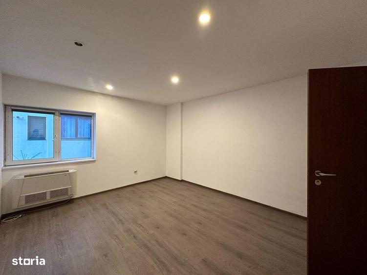 Cladire 1000mp, intre Leroy Merlin si Carrefour - 2