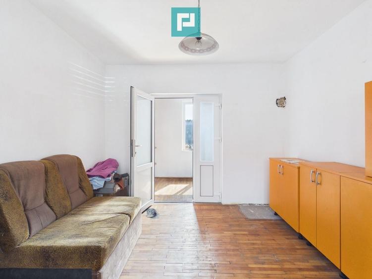 2 case separate + curte 1400 mp – Zona Dâmbovița - 5