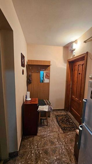 Apartament 2 camere de vanzare Pacani (zona Deal) - 3
