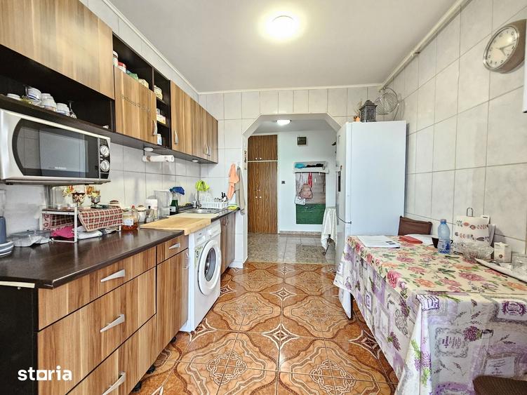 Aparatorii Patriei| Centrala termica proprie| 6 min metrou| Doua bai - 7