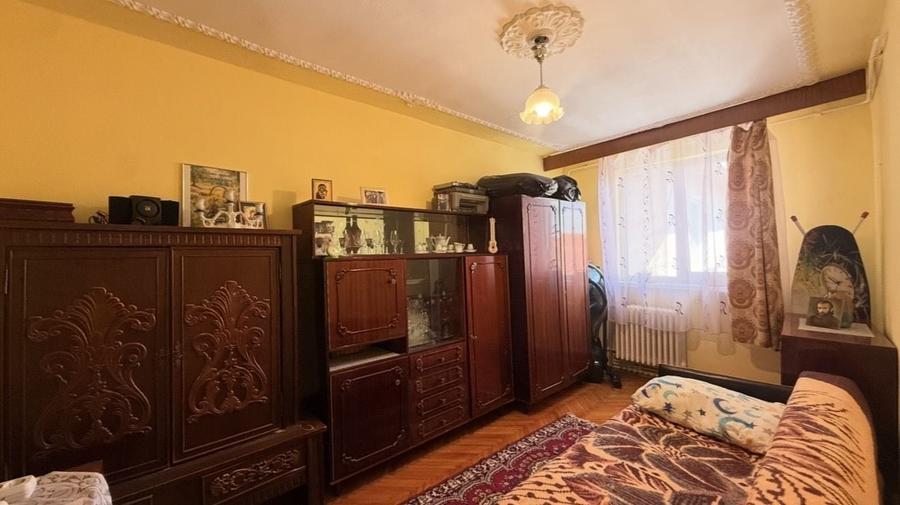 Apartament cu 2 camere nedecomandat în Complex Studențesc