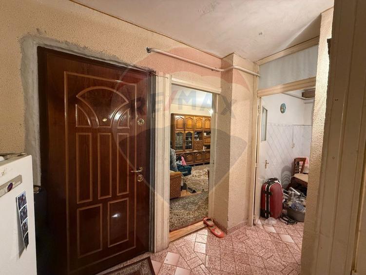 Apartament cu 3 camere de vanzare in zona Central - 5