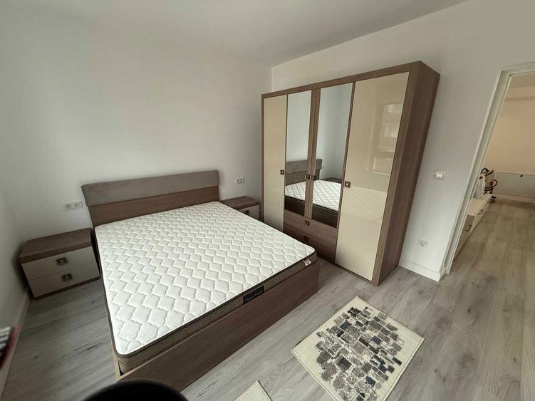 Inchiriez Apartament Modern 3 Camere Zona Bradet - 4