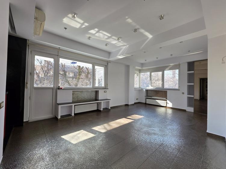 Studio nedecomandat, 40 mp, etaj 2, Bulevardul Carol I - 25