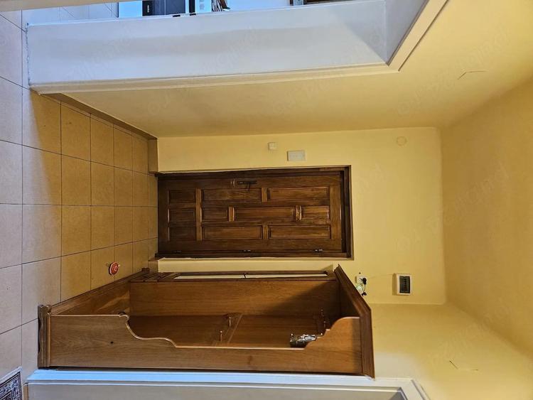 Inchiriez apartament cu 3 camere - 2